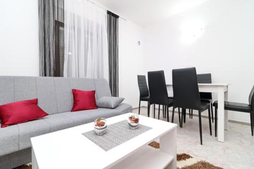  Apartment Česvinica Ston in Ston