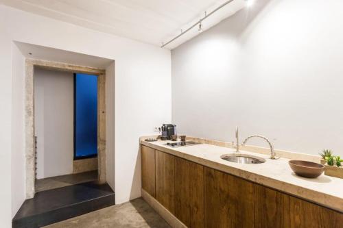 One-Bedroom Apartment room in Living Bairro Alto II