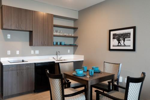 Konyha, StoneHill Lawrence, Trademark Collection by Wyndham in Lawrence (Kansas)