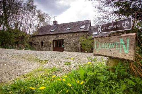 Ceridwen Holiday Home