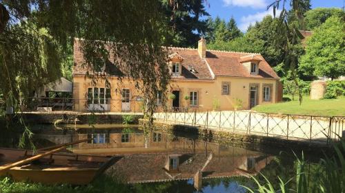 Le Moulin de Corneil - Accommodation - Mézilles