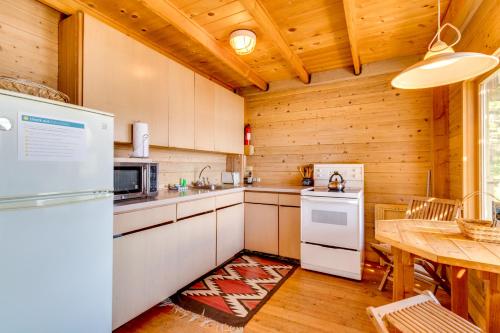 Escape to Oceanside in Oceanside (OR)