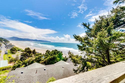 Escape to Oceanside in Oceanside (OR)