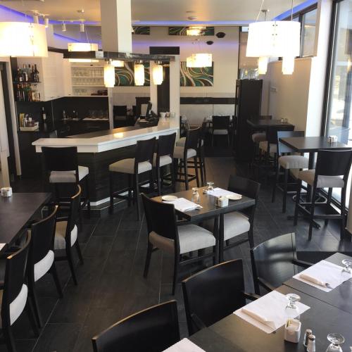 Étterem, Motel Chute des Pères (Motel Chute des Peres) in Dolbeau-Mistassini (QC)