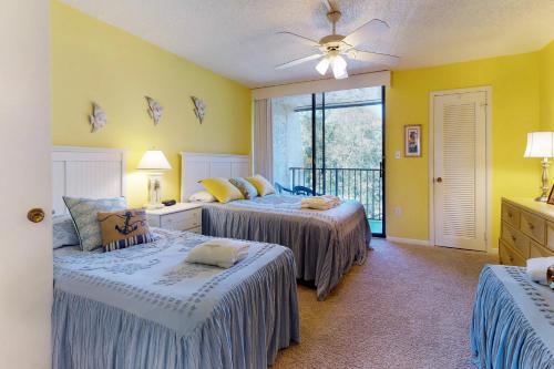 Island Club Condos - image 6