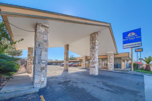 Americas Best Value Inn Uvalde