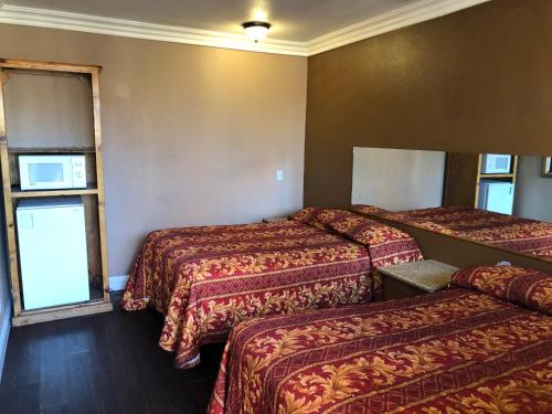 Flight Motel – Los Angeles, CA