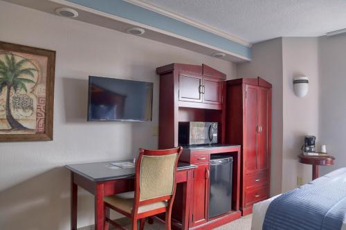 Destiny Palms Hotel Maingate West image 13