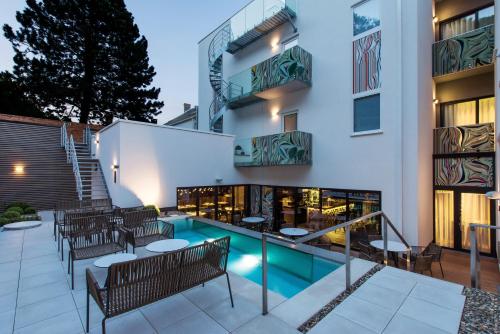 陽台/露台, 皇家斯萊爾酒店 (Hotel The Royal Snail) in 那慕爾郊區