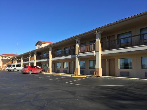 Days Inn by Wyndham San Antonio Northwest/Seaworld