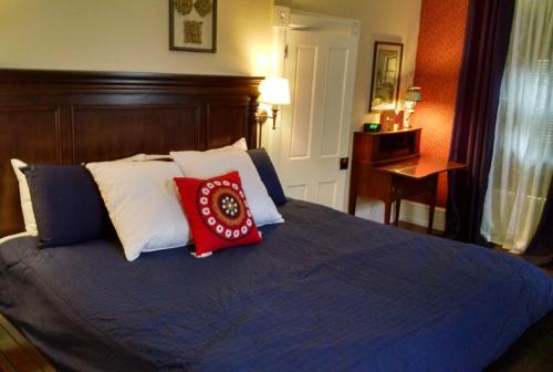 Georges on York Boutique Inn – Taneytown, MD