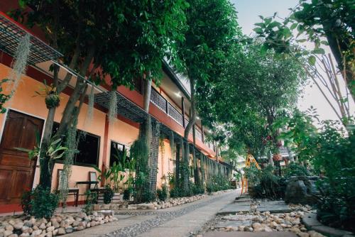 Facilities, Noble Night Guesthouse in Kanchanaburi
