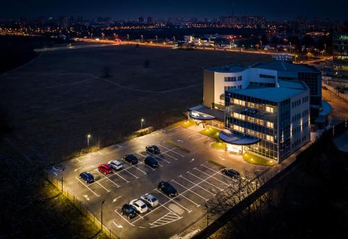 Hotel Diplomat - image 11