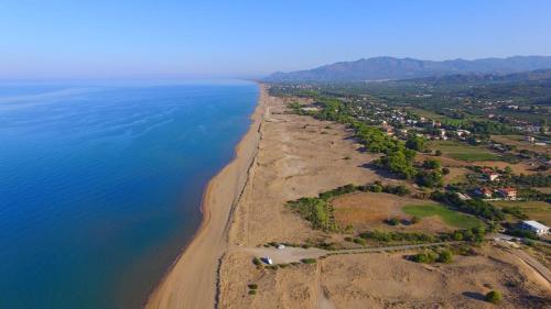  VILLA THOLO Beach in Tholón