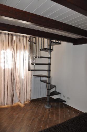 Quadruple Room with Private Bathroom image 7