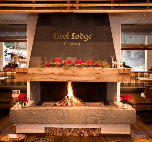 Bar/ Salón, Tirol Lodge in Ellmau