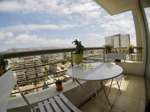 One-Bedroom Apartment image 5