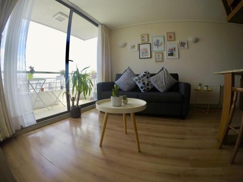 One-Bedroom Apartment image 3