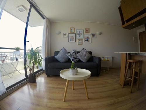 One-Bedroom Apartment image 2
