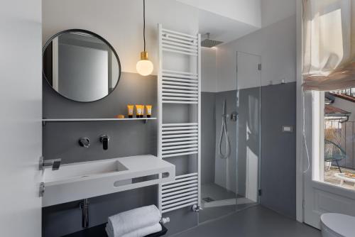 Velvet Grey Boutique Hotel - image 2
