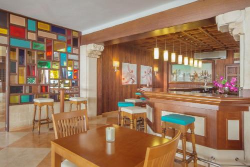 Hotel Ses Puntetes - 레스토랑
