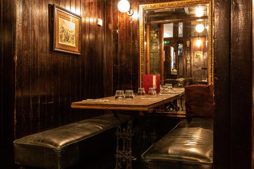 Fox and Anchor, Londýn (fotografie 10)