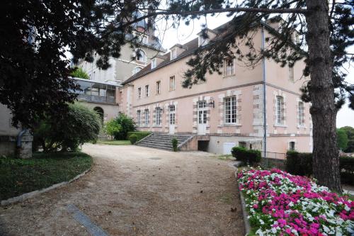 Hôtellerie Saint Yves - main image