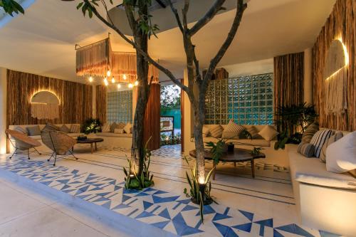 Charming Nature-Inspired Condos with Sultry Surroundings by Stella Rentals - image 4