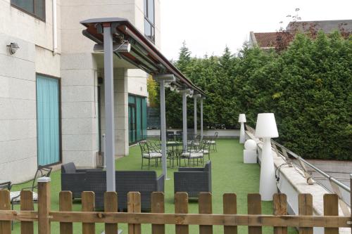 Tryp Gijón Rey Pelayo Hotel - image 5