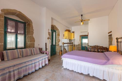 Iliopetra Studio 2