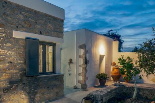 Iliopetra Studio 5