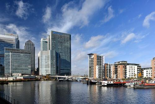 Picture of Fraser Place Canary Wharf