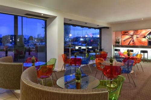 Fraser Place Canary Wharf - image 11