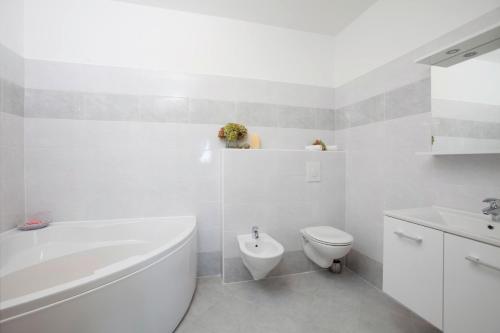 Villa Mirta in Crni (Haus für 8 Personen) - main image