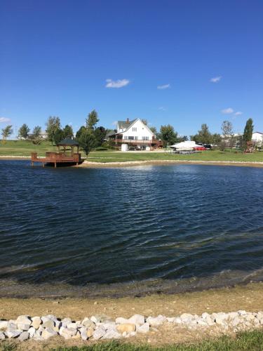 Green Gables Bed & Breakfast - image 8
