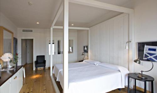 Hotel Trias Room Type - Triple Room with Sea View