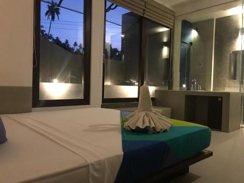 Deluxe Double Room image 6