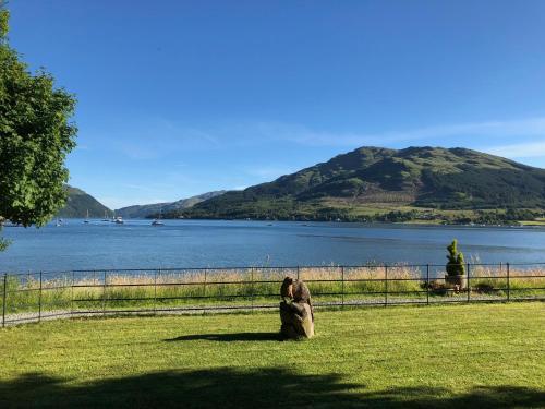 The Shore House - image 11