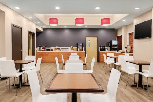 Microtel Inn & Suites by Wyndham Val-d Or