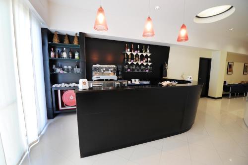 Santa Lucia Hotel - image 5