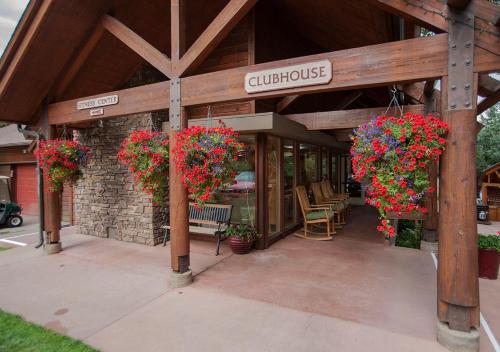 Rams Horn Village Resort – Estes Park, CO