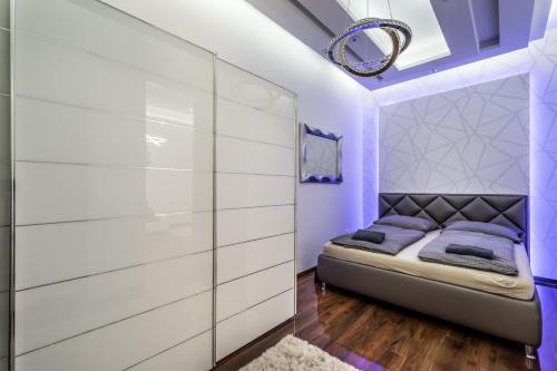 Amora Homes Breathless view Parliament 2 Luxury Suites with terrace FREE PARKING RESERVATION NEEDED, Budapest (photo 7)