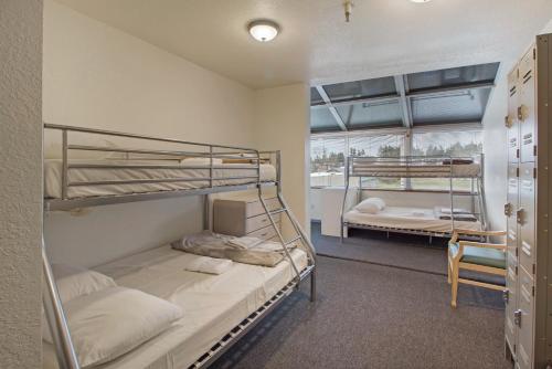 Bed in 6-Bed Mixed Dormitory Room