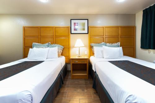 Travelodge by Wyndham Merced Yosemite - image 4