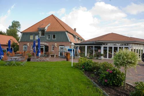 Bejárat, Hotel Fauna in Breiholz