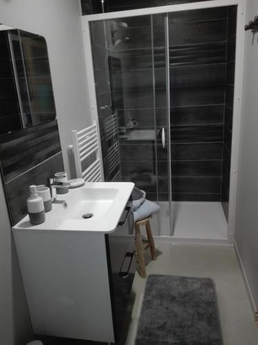 Bathroom, Le clos du mont Cesar in Bouafle