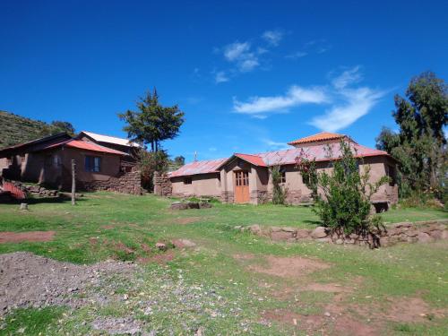 Skats, "Casa de Valentin" in Llachon