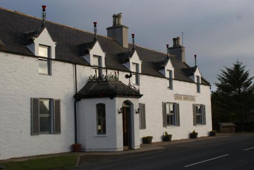 Castle Arms Hotel