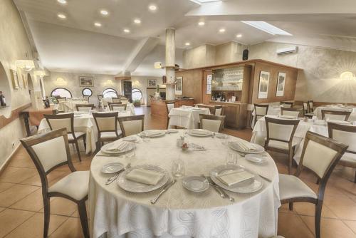 Hotel Il Vigneto - image 11