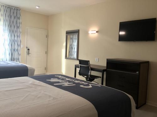 Sleeps 4